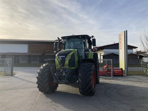 <strong>CLAAS AXION 870 CMAT</strong><br />