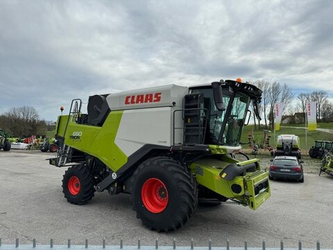 <strong>CLAAS TRION 650</strong><br />