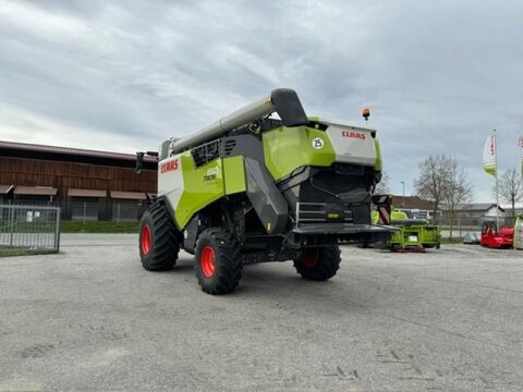 CLAAS TRION 650