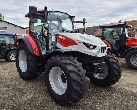 Steyr 4100 PLUS