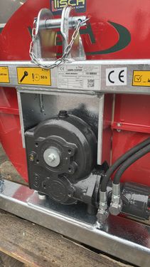 Fliegl Rundballenabwicklungs und Transportgerät