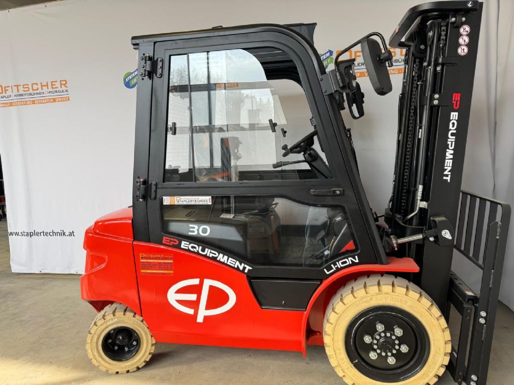 EP Equipment EFL 303 2