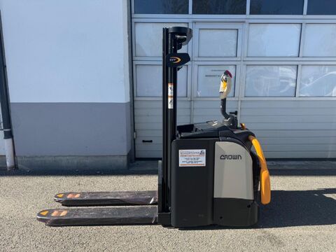 Crown DT 3040
