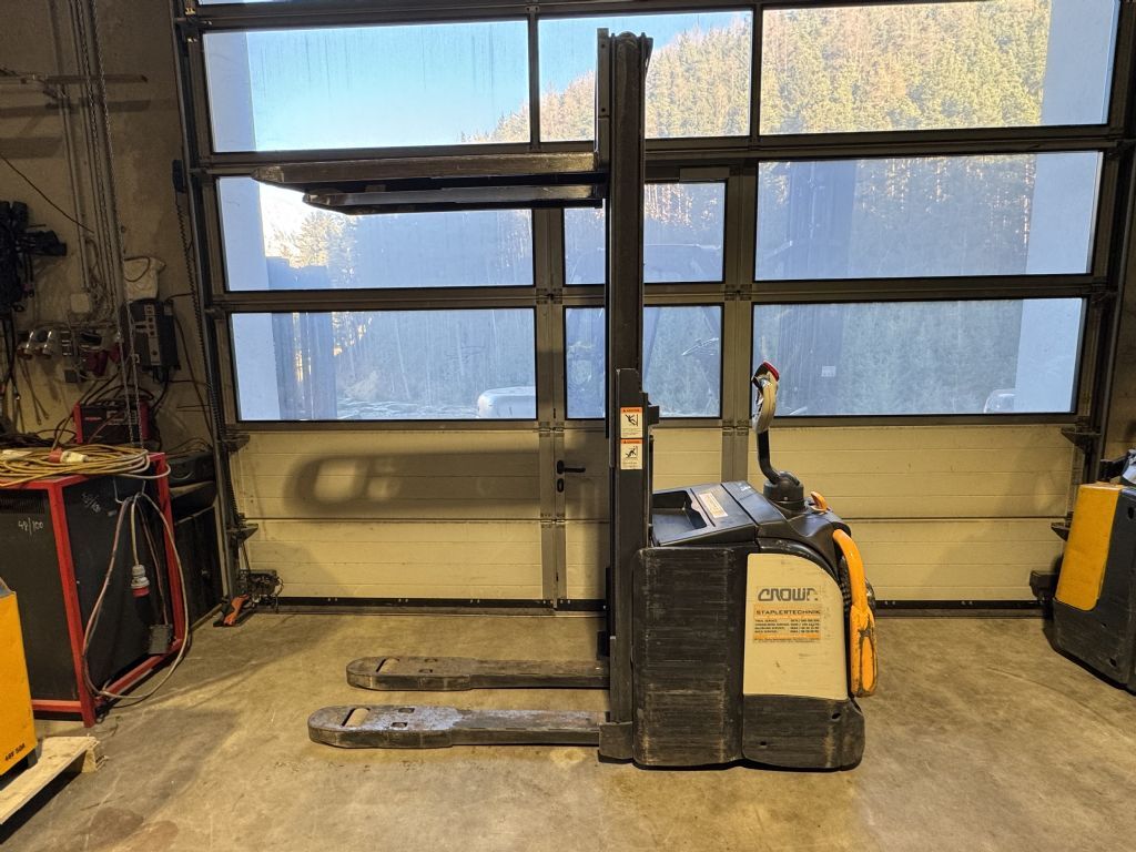 Crown DT3040 ETL-2100  3