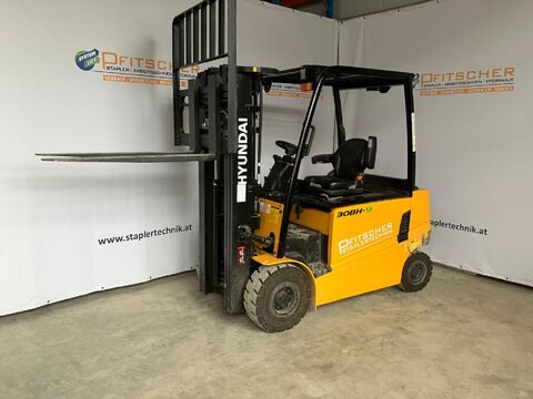 Hyundai 30BH-9