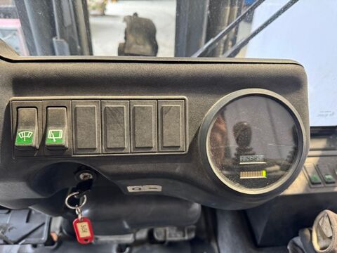 5713-2647e8d205230c035a3644e579796934-5416019