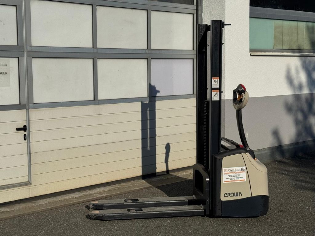 Crown WF 3000 1.0 NT 1