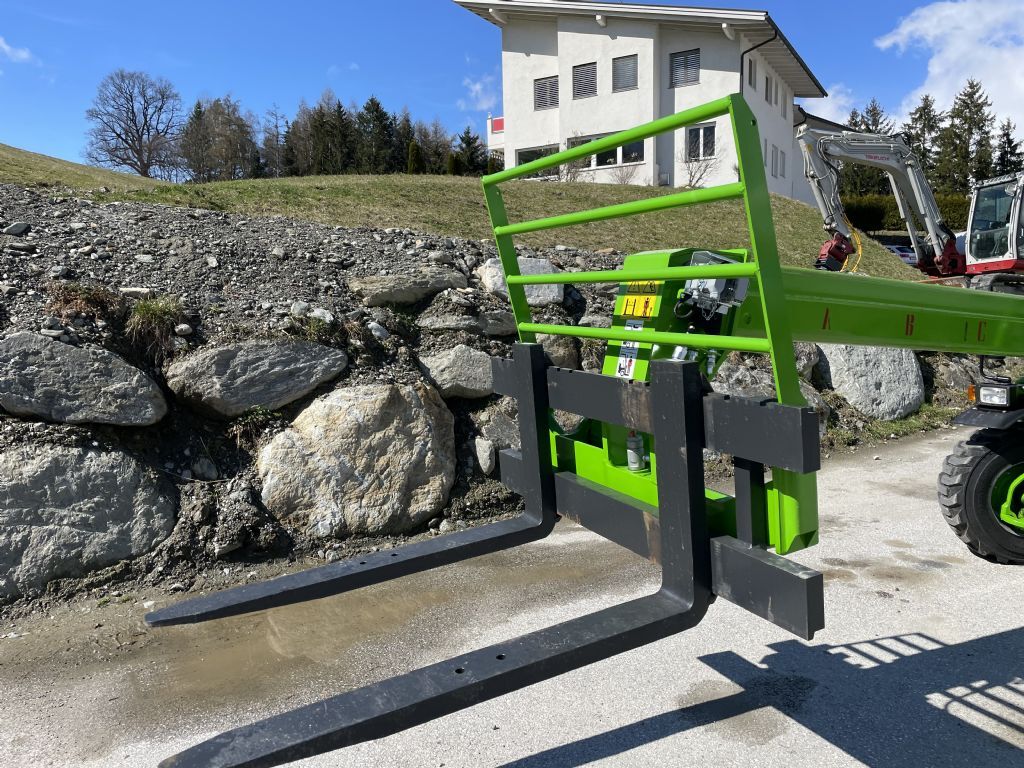 Merlo P27.6 Plus 3