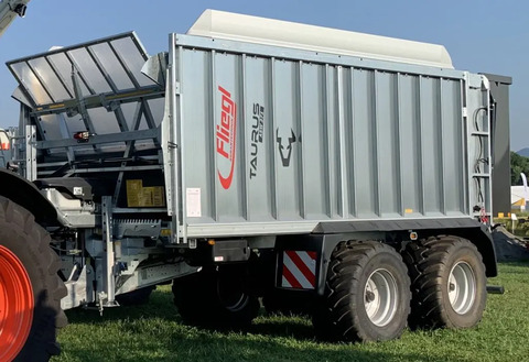 Fliegl Gigant ASW 271 Taurus Fox