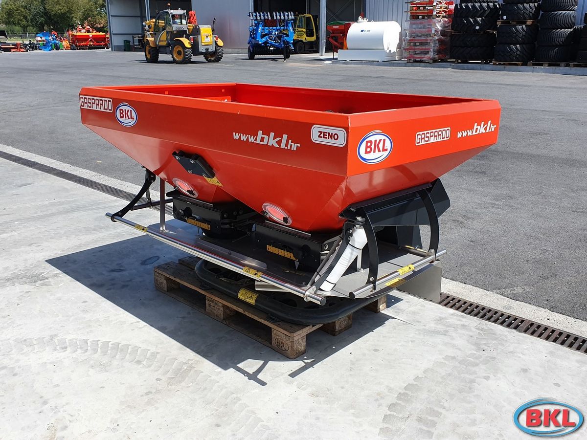 Gaspardo ZENO 18 Mineraldüngerstreuer 3
