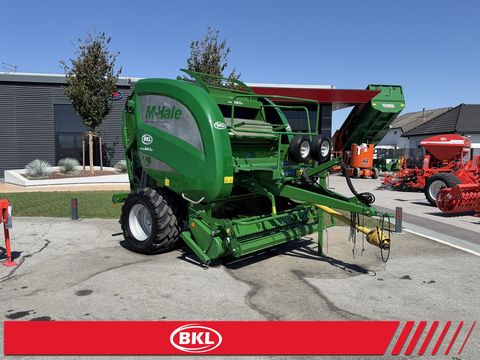 McHale V6750 Rundbalenpressen
