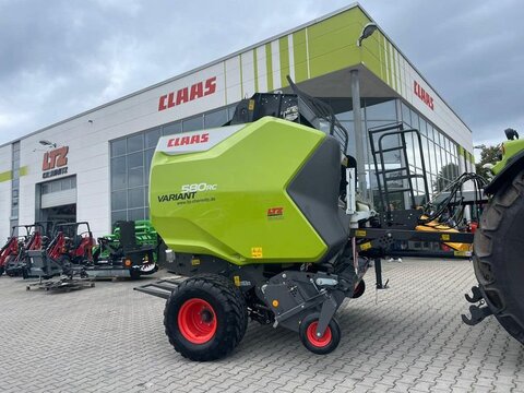 <strong>CLAAS VARIANT 580 RC</strong><br />