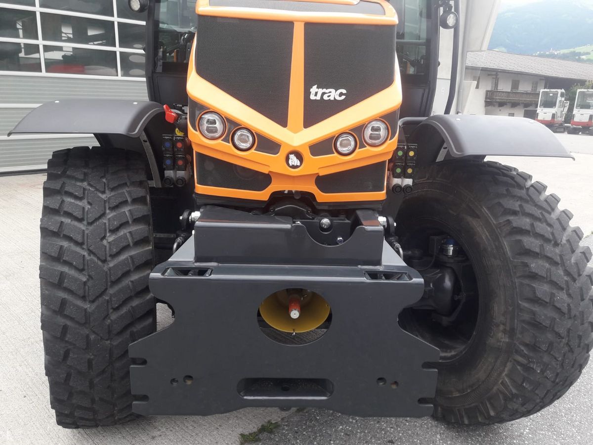 FußTrac 1600 Kommunaler Geräteträger 806 Traktoren Prospekt 