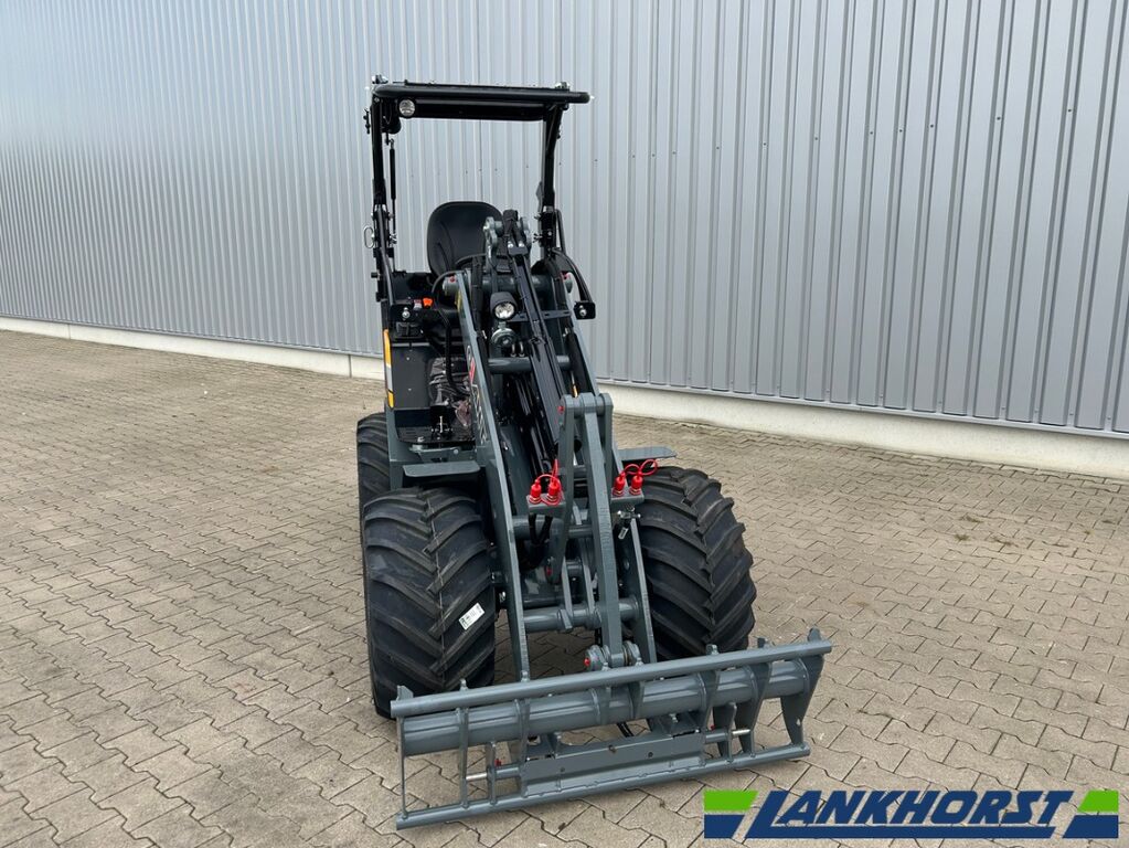 Giant G 2300 HD 3