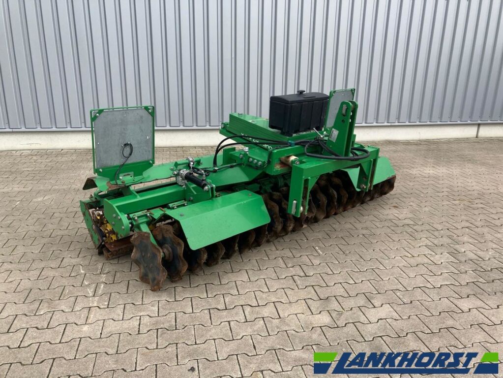 Kerner X-CUT SOLO 300 Messerwalze 1
