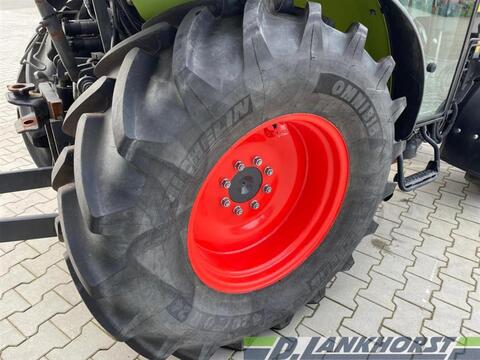 CLAAS Nexos 230 VE