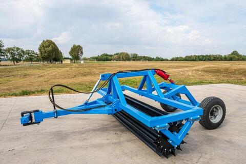 LEKO 3 m-es vontatott aprítóhenger,  vízzel tölt 2