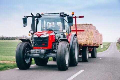Massey Ferguson 4708M 2