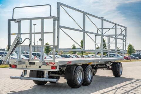 Fliegl DPW 210 BL Ultra  háromtengelyes bálaszál 3