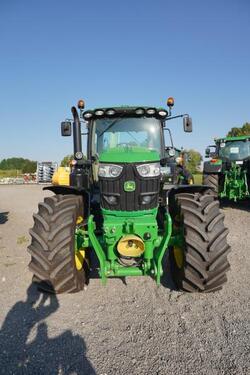 John Deere 6155R 3