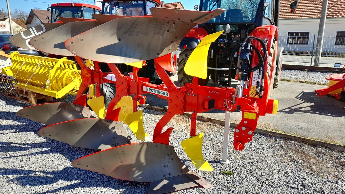 Pöttinger Plug SERVO 25 POD d.o.o.