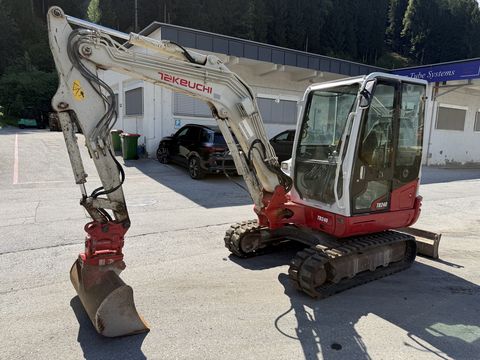 Takeuchi TB240