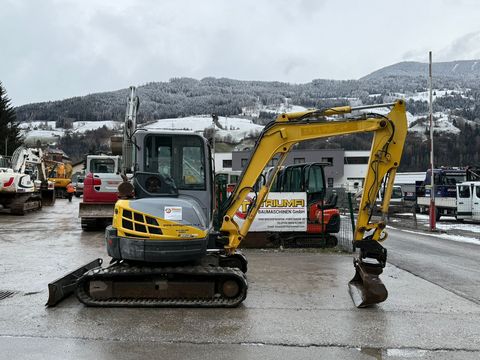 New Holland  E50-2 SR