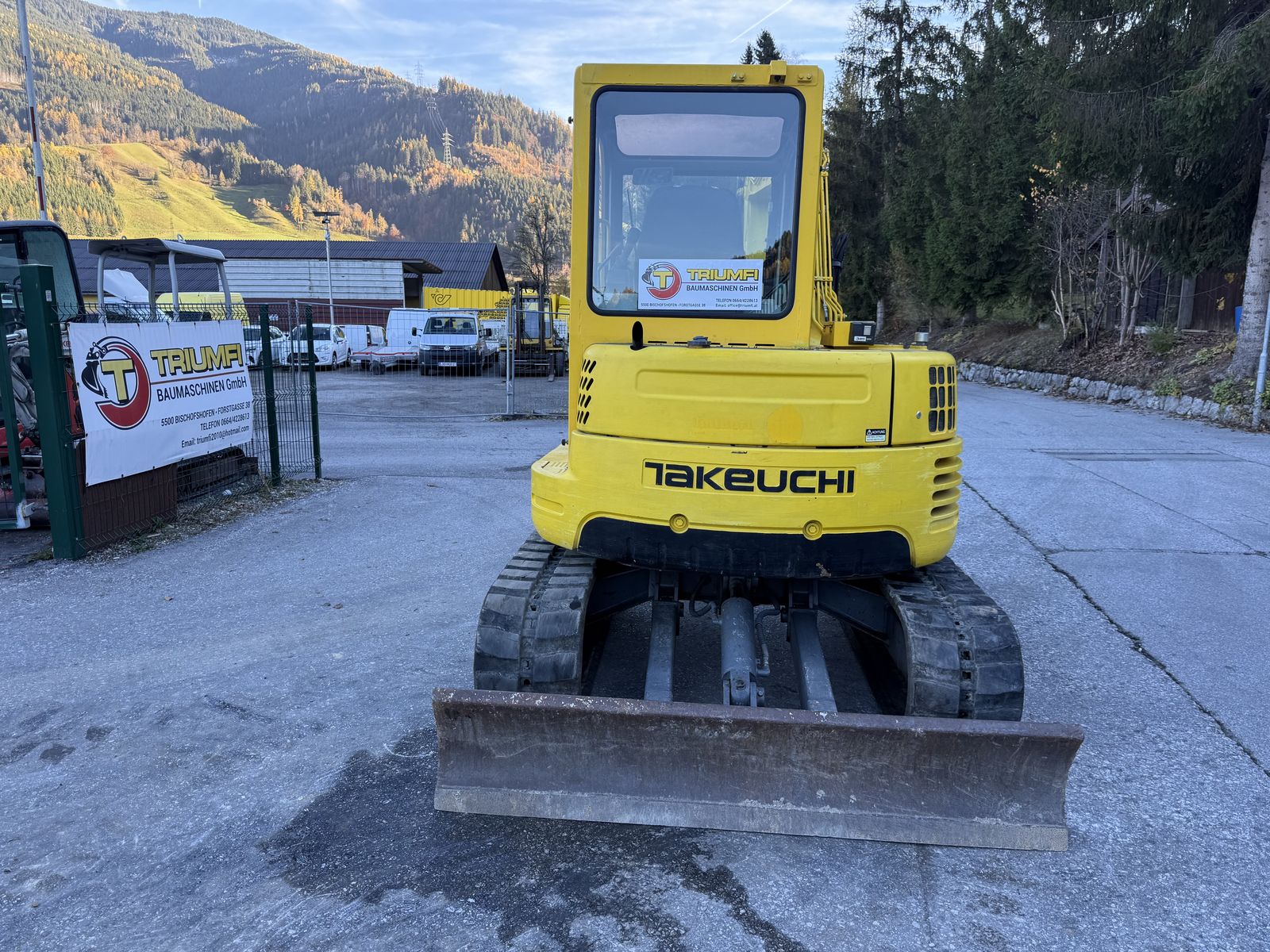 Takeuchi TB153 FR Powertilt 3