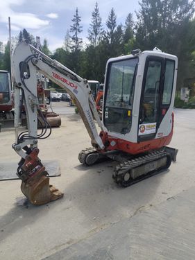 Takeuchi TB216 Powertilt