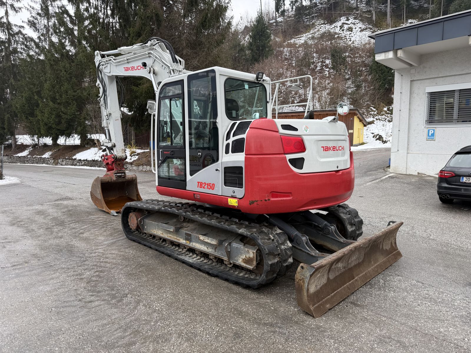 Takeuchi TB2150 Powertilt 3