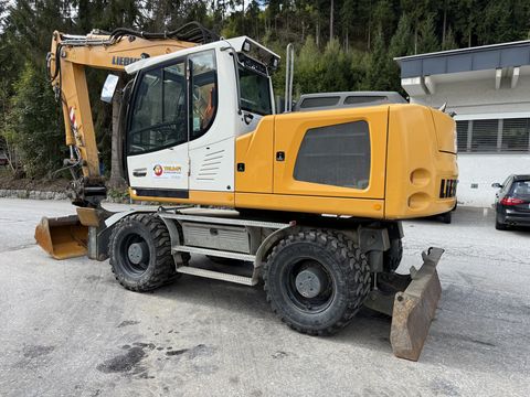 Liebherr A918