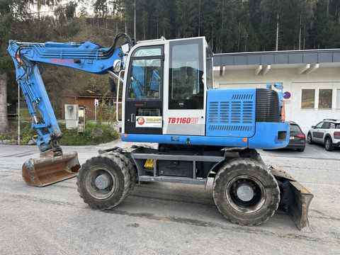 Takeuchi TB1140 Powertilt