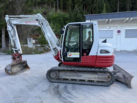 Takeuchi TB290 Powertilt
