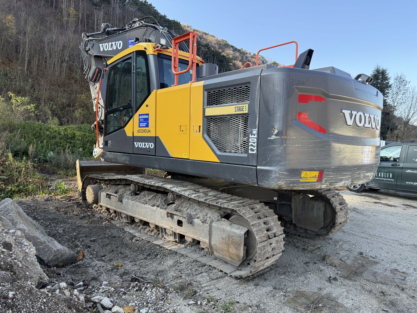 Volvo EC220E NL 3