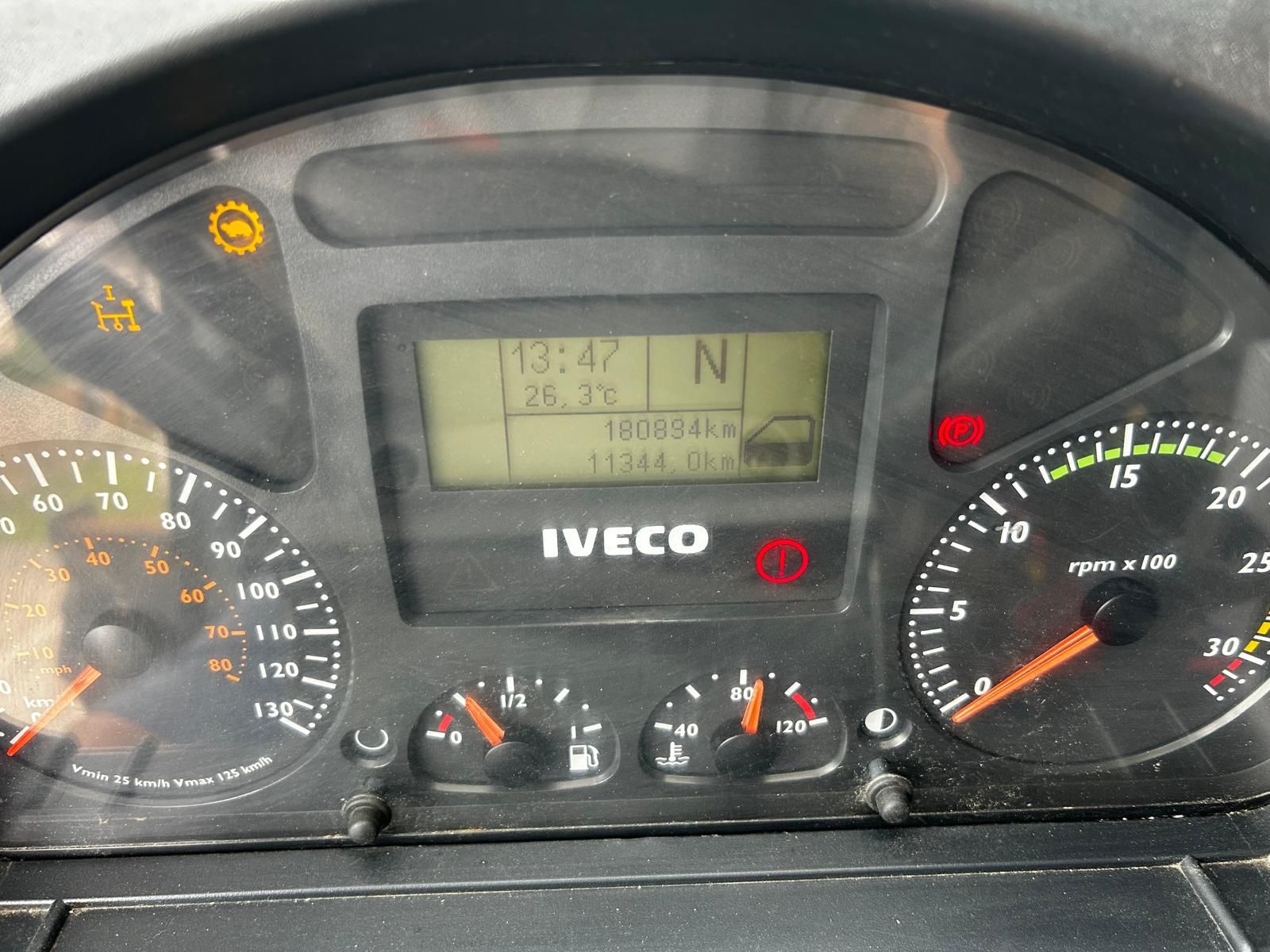 Iveco IVECO TRAKKER mit Großkran 2