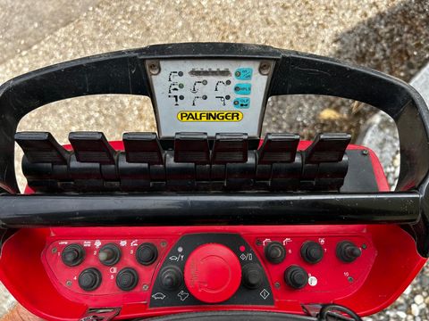 Iveco IVECO TRAKKER mit Großkran