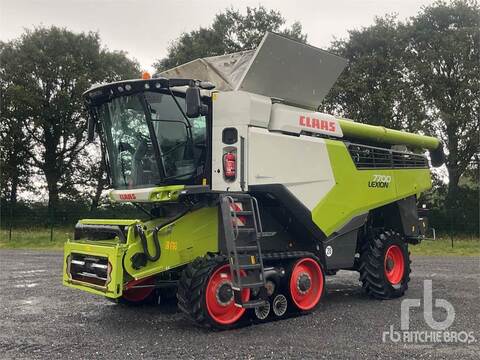 CLAAS LEXION 7700TT