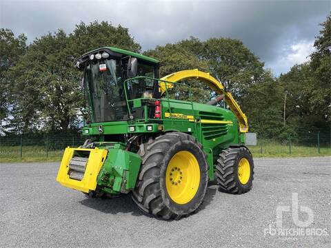 John Deere 7800