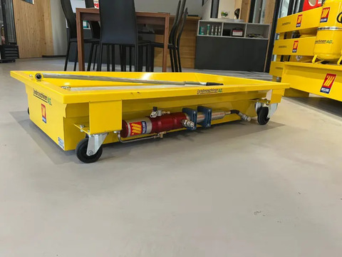 Sonstige Ablasswanne mit Pumpe