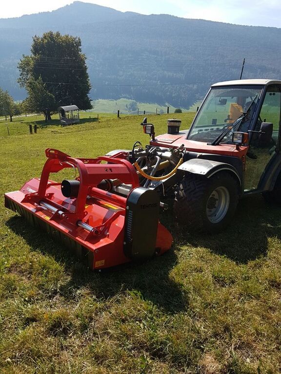 Tehnos MUL 220 LW Schlegelmulcher Front- und Heckanbau 2