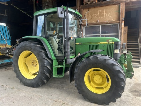 John Deere 6310 