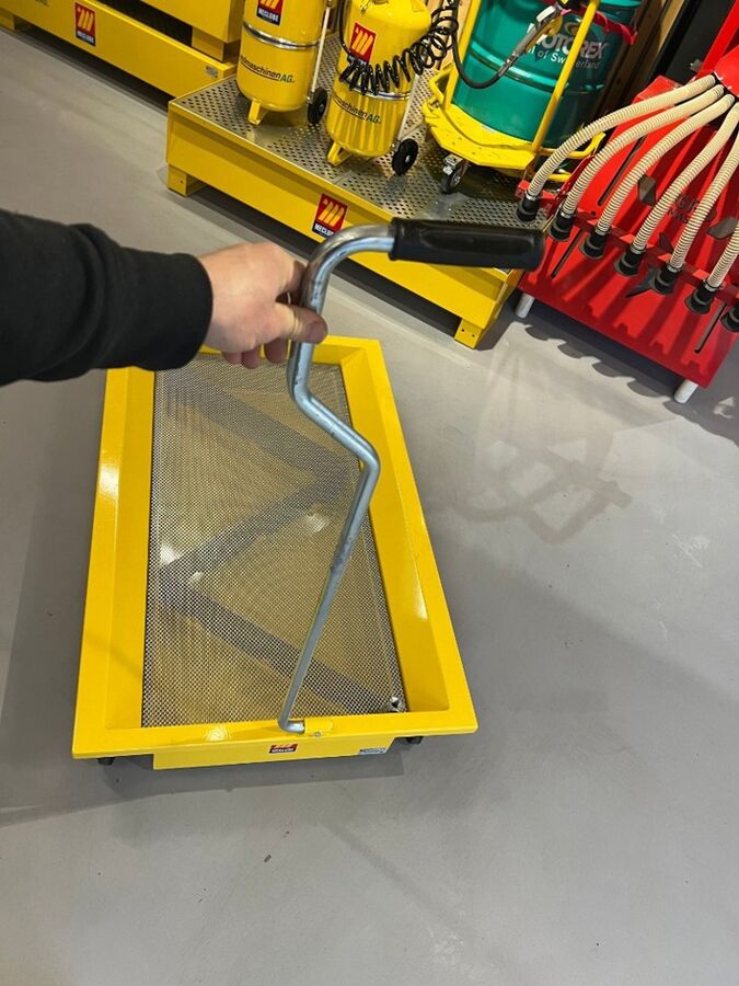 Ablasswanne mit Pumpe 3