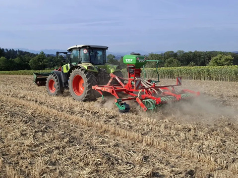 Agro-Masz Runner 30 mit Sägerät