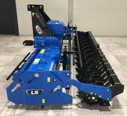 LS Kreiselegge 3m mit Packerwalze 2