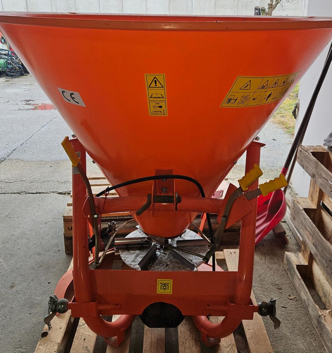 Salz- & Düngerstreuer 2