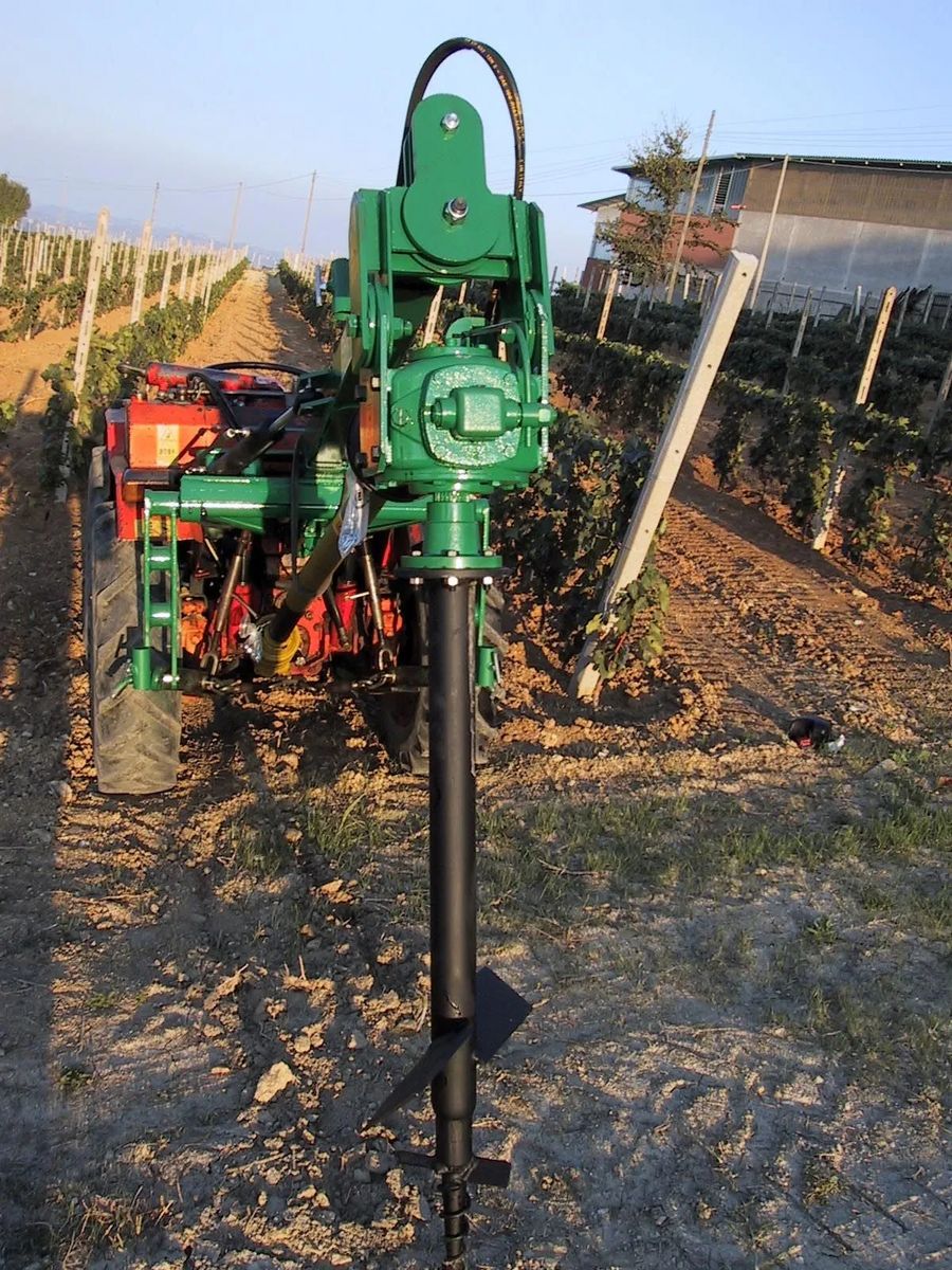 Olmi Mechanischer Erdbohrer 3