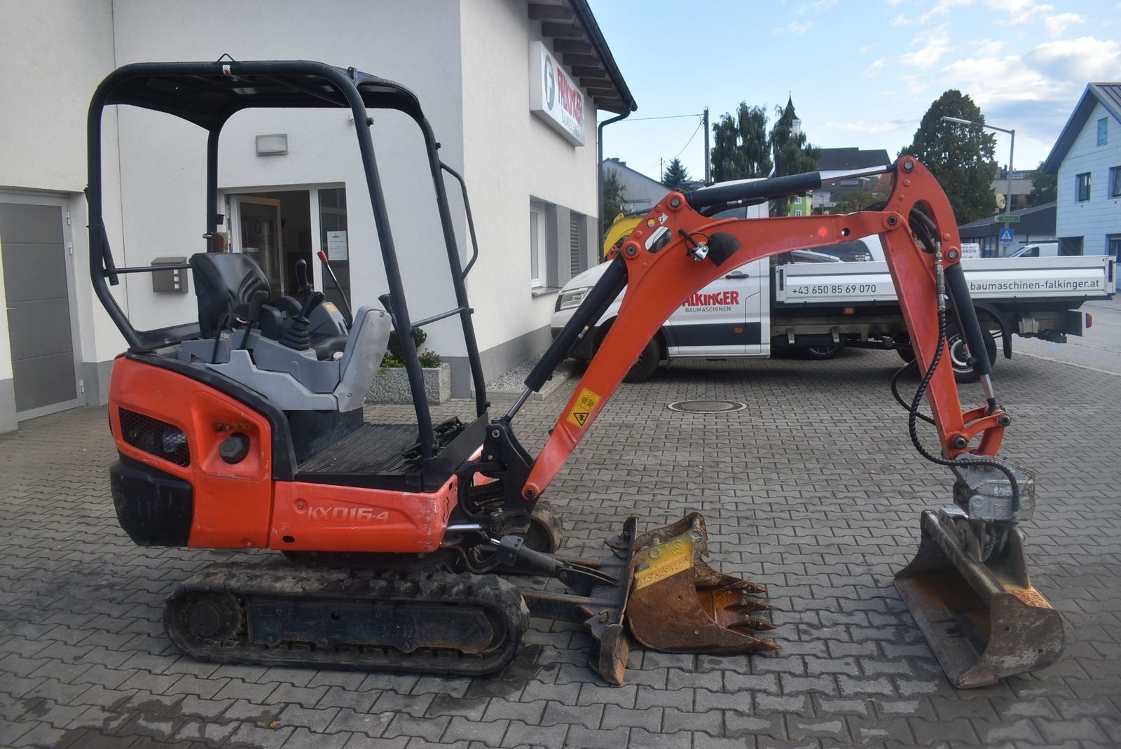 Kubota KX016-4 Canopy 2