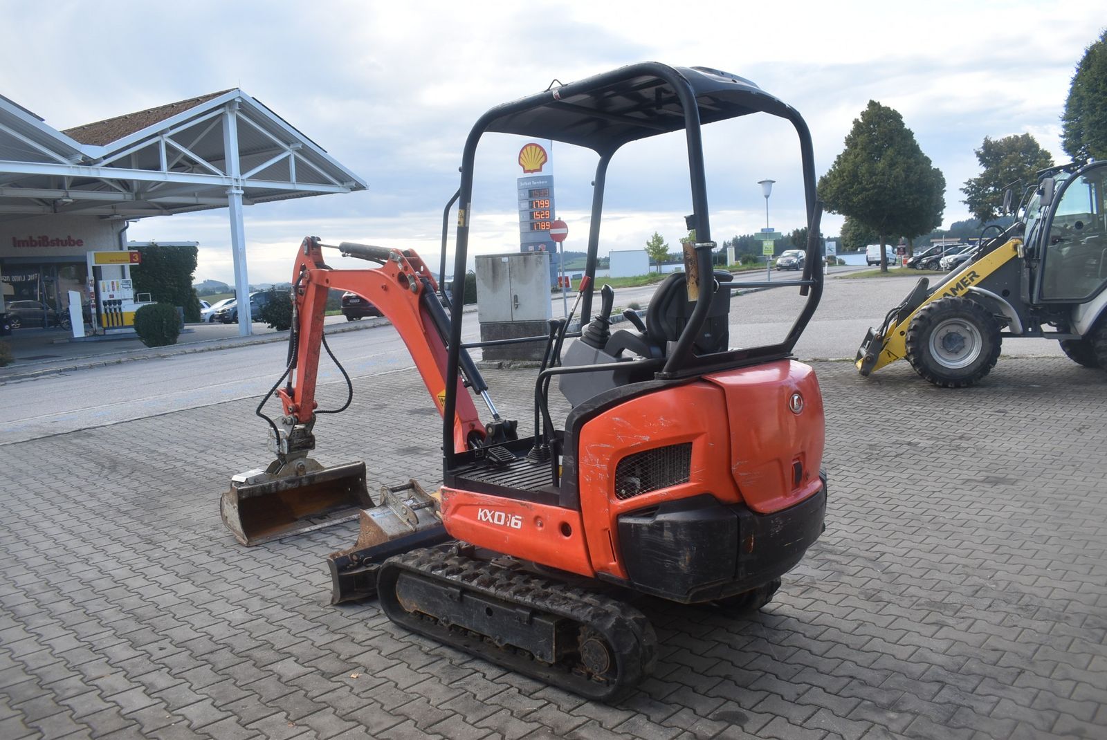 Kubota KX016-4 Canopy 3
