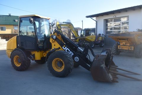 JCB 406