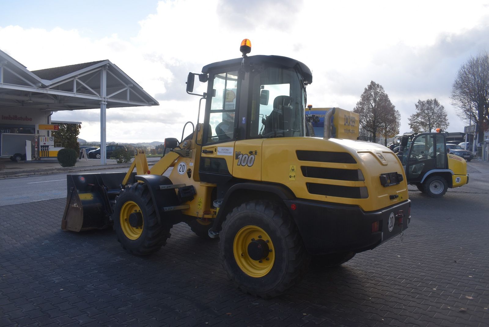 Yanmar V100 mit Straßenzulassung 3